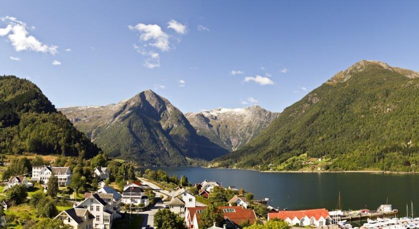 Kviknes Hotel Balestrand Exterior foto