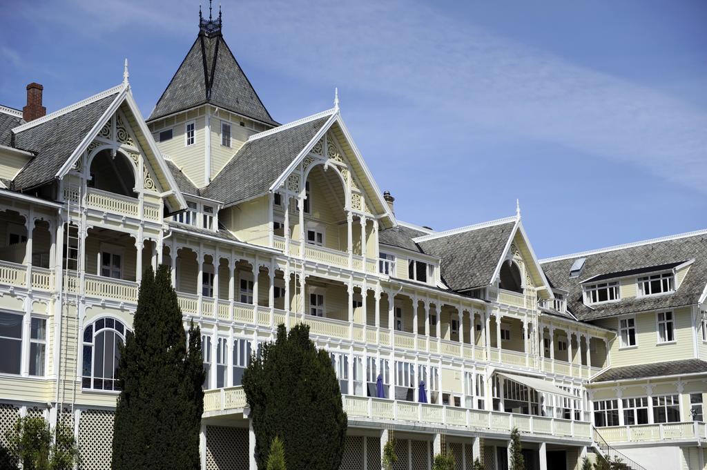 Kviknes Hotel Balestrand Exterior foto